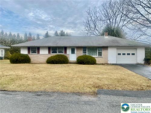 3925 Union Ave, Schnecksville, PA, 18078-2128 | Card Image