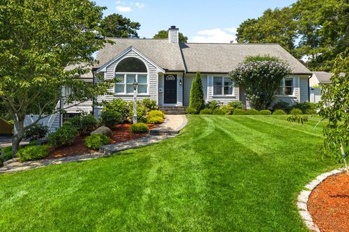 43 Paola Dr, East Falmouth, MA, 02536-6137 | Card Image