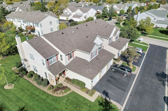 3070 - 3070 Falling Waters Ln, Condo with 2 bedrooms, 2 bathrooms and null parking in Lindenhurst IL | Image 39