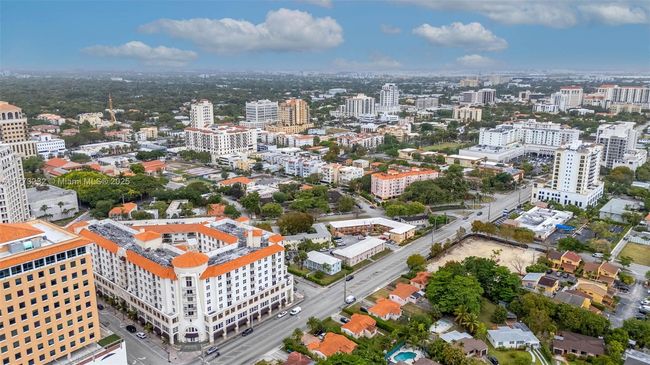 APT-718 - 2030 S Douglas Rd, Condo with 2 bedrooms, 2 bathrooms and null parking in Coral Gables FL | Image 42