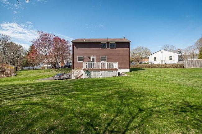 6 Saint Peters Ln, House other with 3 bedrooms, 3 bathrooms and 4 parking in Gloucester MA | Image 7