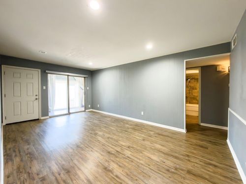 apt-156-12633 Memorial Dr, Houston, TX, 77024-4850 | Card Image