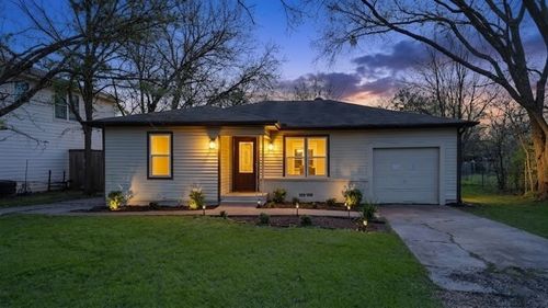 3005 Maple Ave, Greenville, TX, 75402-8934 | Card Image