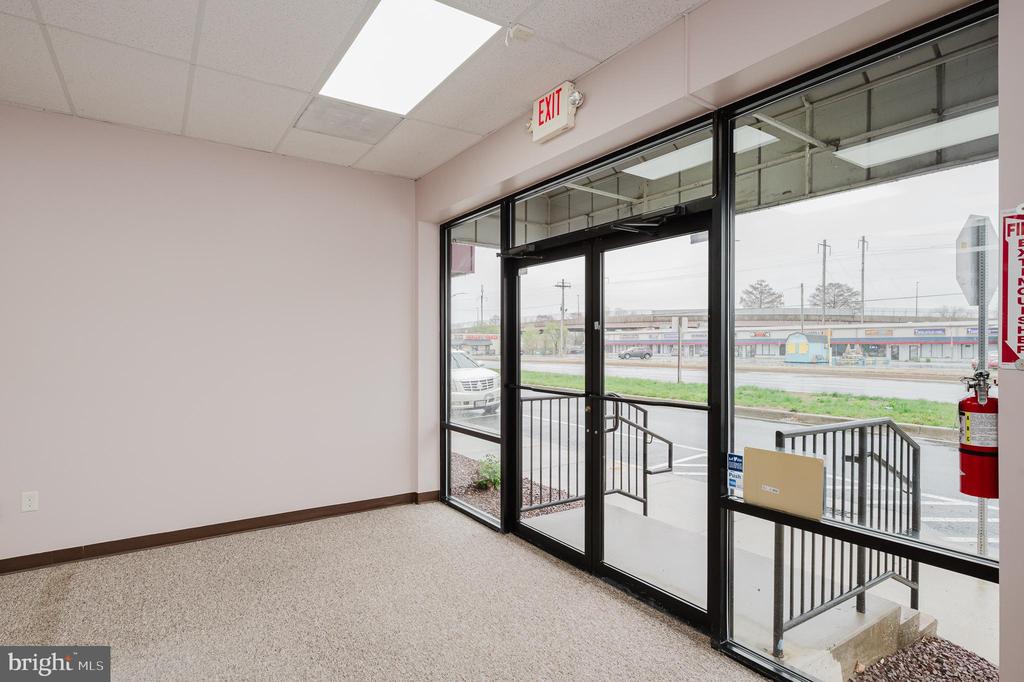 Commercial Lease in ABERDEEN 2