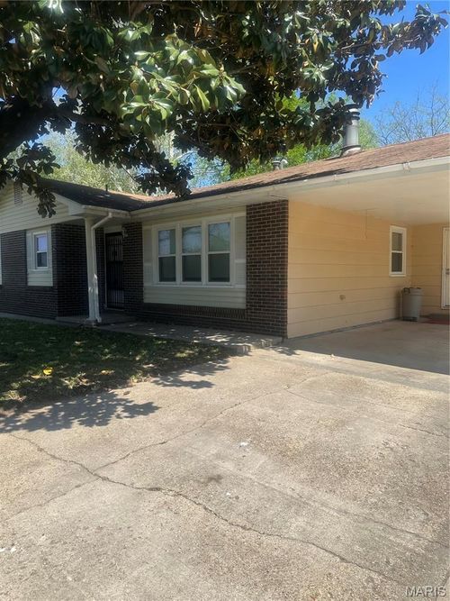 116 Marion Avenue, Sikeston, MO, 63801 | Card Image
