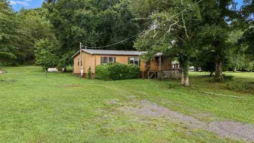 97 Delina Boonshill Rd, Petersburg, TN, 37144-7826 | Card Image