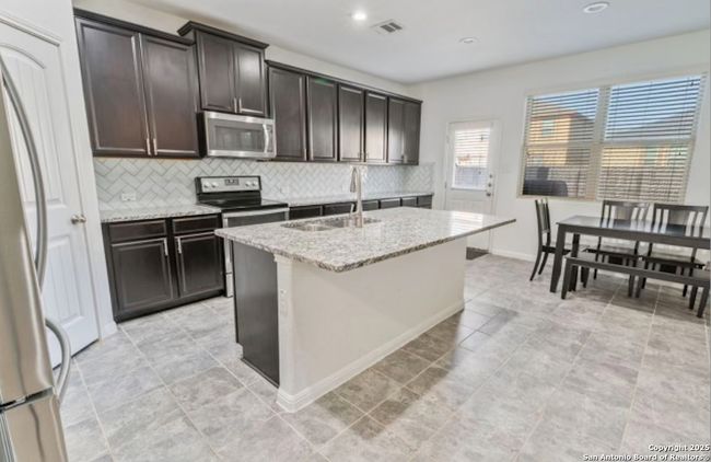 2507 Gato Del Sol, House other with 3 bedrooms, 3 bathrooms and null parking in San Antonio TX | Image 7