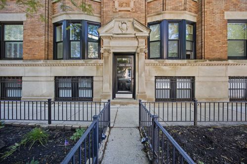 3n-2103 N Hudson Avenue, Chicago, IL, 60614 | Card Image