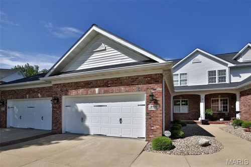 409 Country Club Vw, Edwardsville, IL, 62025-3694 | Card Image