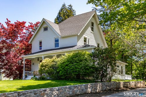 24 Ethan Allen St, Lakeville, CT, 06039-1415 | Card Image