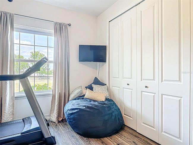 fourth bedroom | Image 45