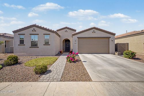 2540 W Grenadine Road, Phoenix, AZ, 85041 | Card Image