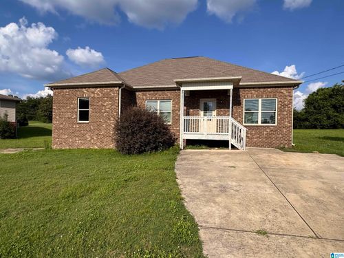 609 10th Ave, Pleasant Grove, AL, 35127-1570 | Card Image