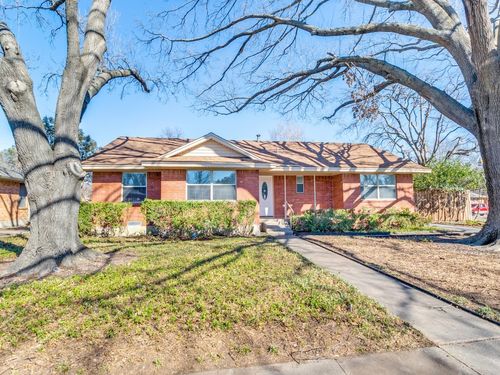 1918 Patricia Ln, Garland, TX, 75042-8355 | Card Image