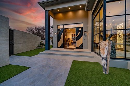 2702 Racquet Club Dr, Midland, TX, 79705 | Card Image