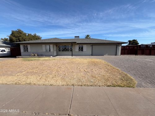 2402 W Anderson Ave, Phoenix, AZ, 85023-2210 | Card Image