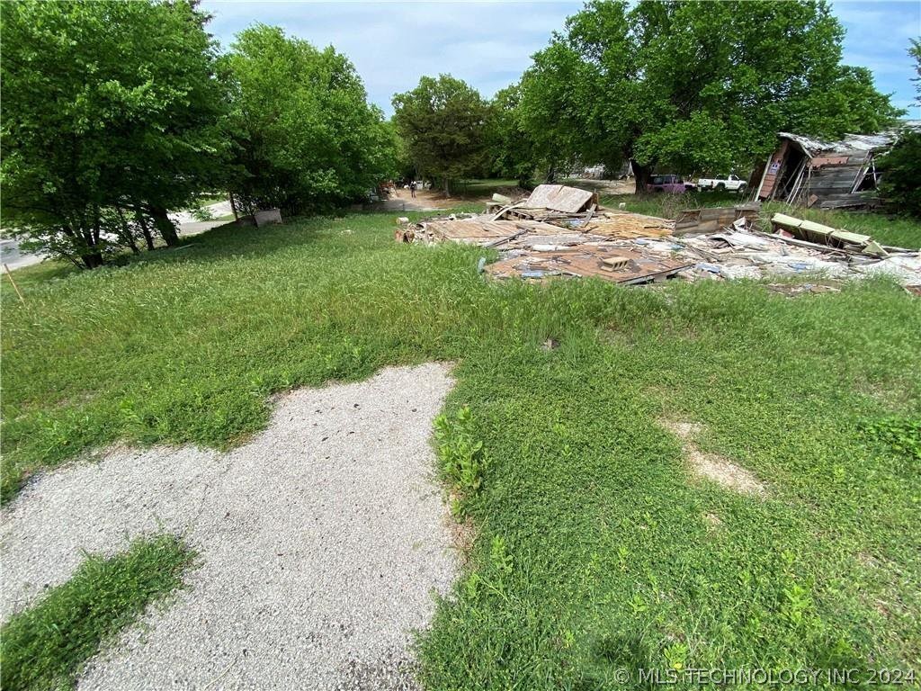 4th St, Healdton, OK 73438