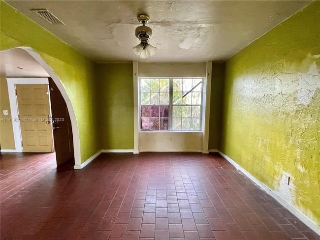 230 Ne 175 Th Ter, House other with 3 bedrooms, 2 bathrooms and null parking in North Miami Beach FL | Image 8