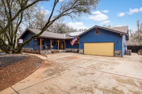 3505 Fairway Dr, Cameron Park, CA, 95682-8623 | Card Image