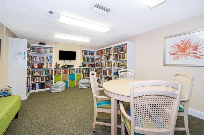 library | Image 8