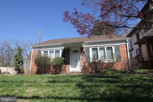 2540 Nottingham Way, Hamilton, NJ, 08619-4104 | Card Image