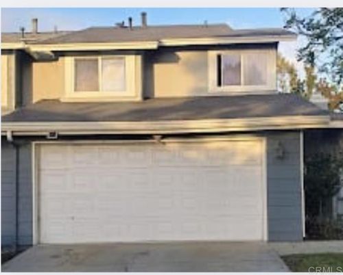 320 Rolling Hills Ln, San Marcos, CA, 92069-1890 | Card Image