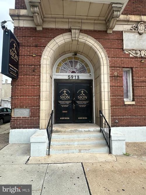 5913 Chestnut St, PHILADELPHIA, PA, 19139-3136 | Card Image