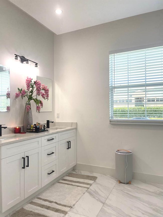205 Sw Chapman Ave, House other with 4 bedrooms, 2 bathrooms and null parking in Port St. Lucie FL | Image 25