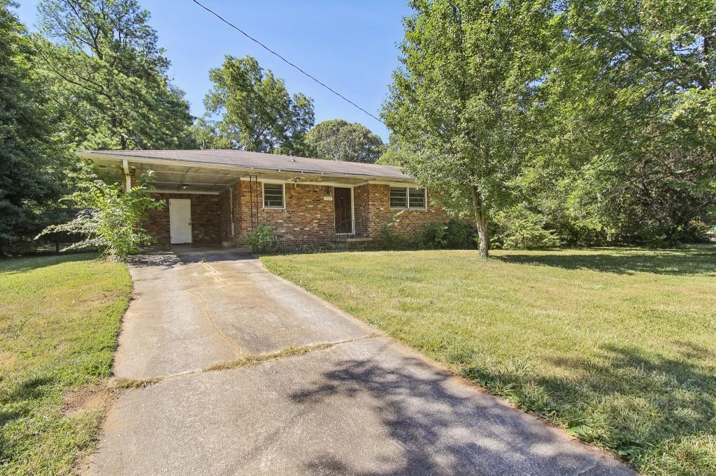 Brookcrest Cir, Decatur, GA 30032