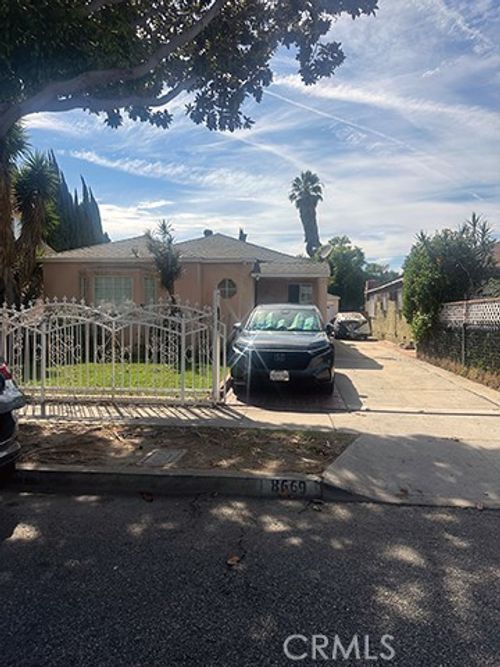 8669 Cypress Ave, South Gate, CA, 90280-2745 | Card Image