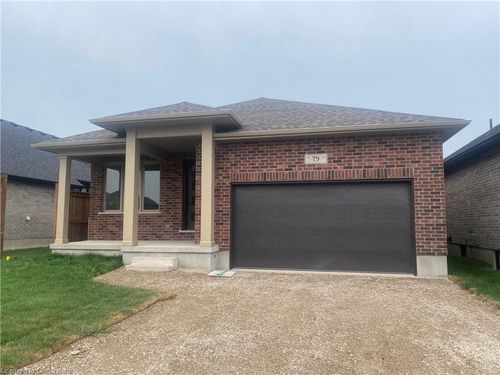 79 S Parkwood Blvd, Elmira, ON, N3B0C8 | Card Image