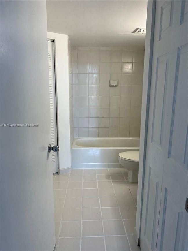 APT-616 - 3300 Ne 192 Nd St, Condo with 2 bedrooms, 2 bathrooms and null parking in Aventura FL | Image 23