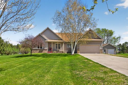 31770 Lakeview Dr, Lake City, MN, 55041-3325 | Card Image
