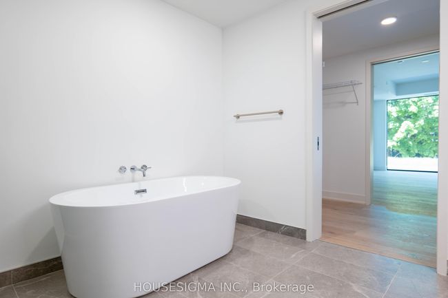 210G - 200 Keewatin Ave, Condo with 3 bedrooms, 2 bathrooms and 2 parking in Toronto ON | Image 10