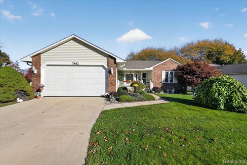 7482 Country Meadow Dr, Swartz Creek, MI, 48473-1410 | Card Image