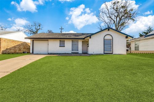 1710 Danbury Dr, Garland, TX, 75040-8128 | Card Image