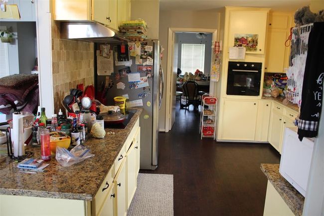 206 Riverside St, House other with 3 bedrooms, 3 bathrooms and null parking in Highlands TX | Image 13