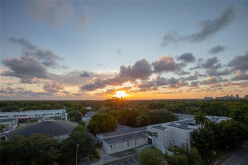 apt-719-301 Altara Ave, Coral Gables, FL, 33146-1474 | Card Image