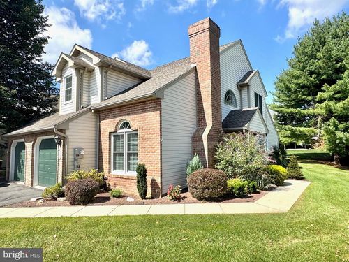 411 Epsilon Dr, WERNERSVILLE, PA, 19565-9200 | Card Image