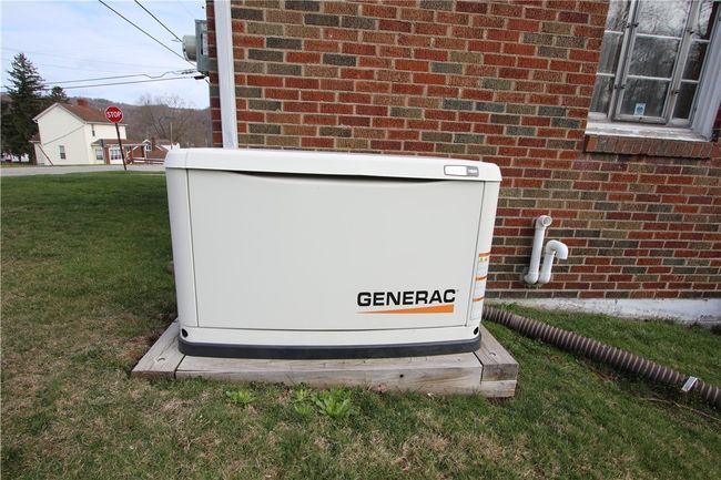 Generac Back up Generator Included in Sale | Image 24