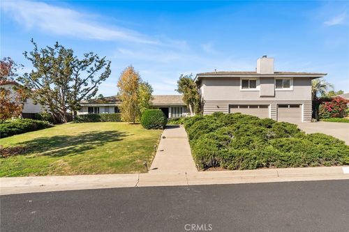 11701 Heathcliff Dr, North Tustin, CA, 92705-3022 | Card Image