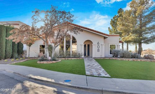 608 Spring Crest Dr, El Paso, TX, 79912-4153 | Card Image