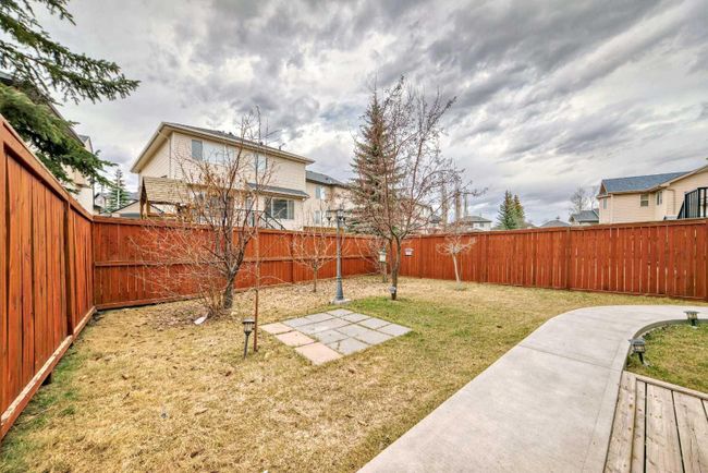 95 Kincora Drive Nw, Home with 4 bedrooms, 3 bathrooms and 4 parking in Calgary AB | Image 44