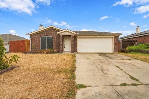 6433 Riverwater Trl, Fort Worth, TX, 76179-3785 | Card Image