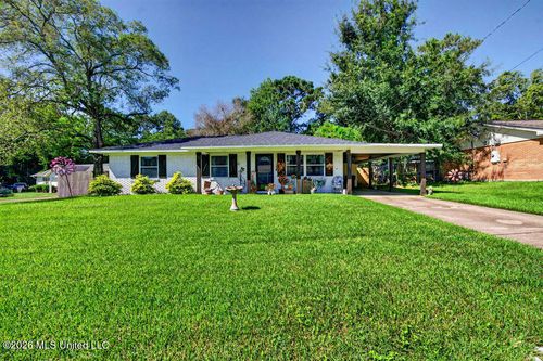 11385 Ruth Ct, Biloxi, MS, 39532-8300 | Card Image