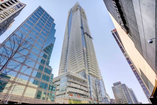 2812-1 Bloor St E, Toronto, ON, M4W0A8 | Card Image