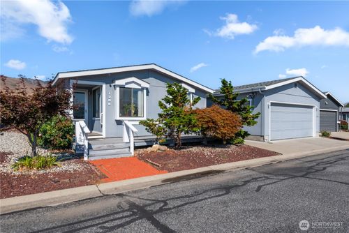 68-1306 Glacier Pl, Wenatchee, WA, 98801-7512 | Card Image