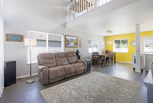 2702 Fleet St, Missoula, MT, 59808-5874 | Card Image