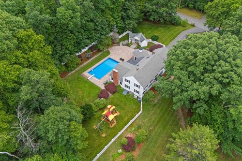 2 Cummings Rd, Merrimack, NH, 03054-4322 | Card Image