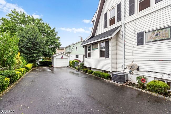 111 Curie Ave, House other with 3 bedrooms, 2 bathrooms and null parking in Clifton NJ | Image 4